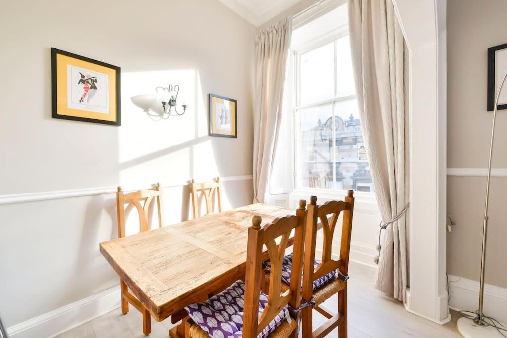George IV Bridge - Superbly Located 3 Bedroom! EDI Kültér fotó